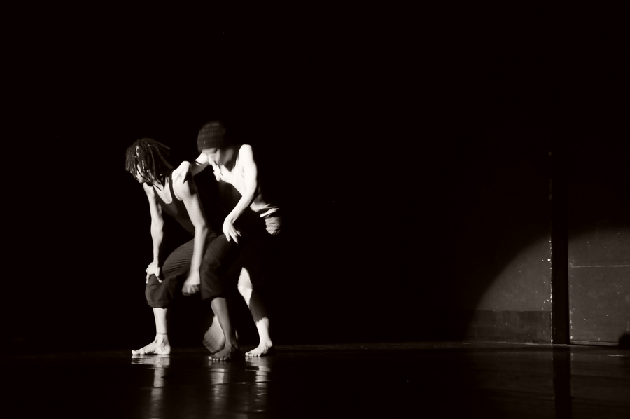 Et vint & Une Danse